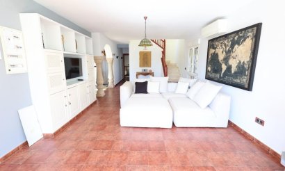 Resale - Villa - Orihuela Costa - Villamartin
