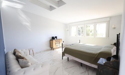 Resale - Villa - Orihuela Costa - Villamartin
