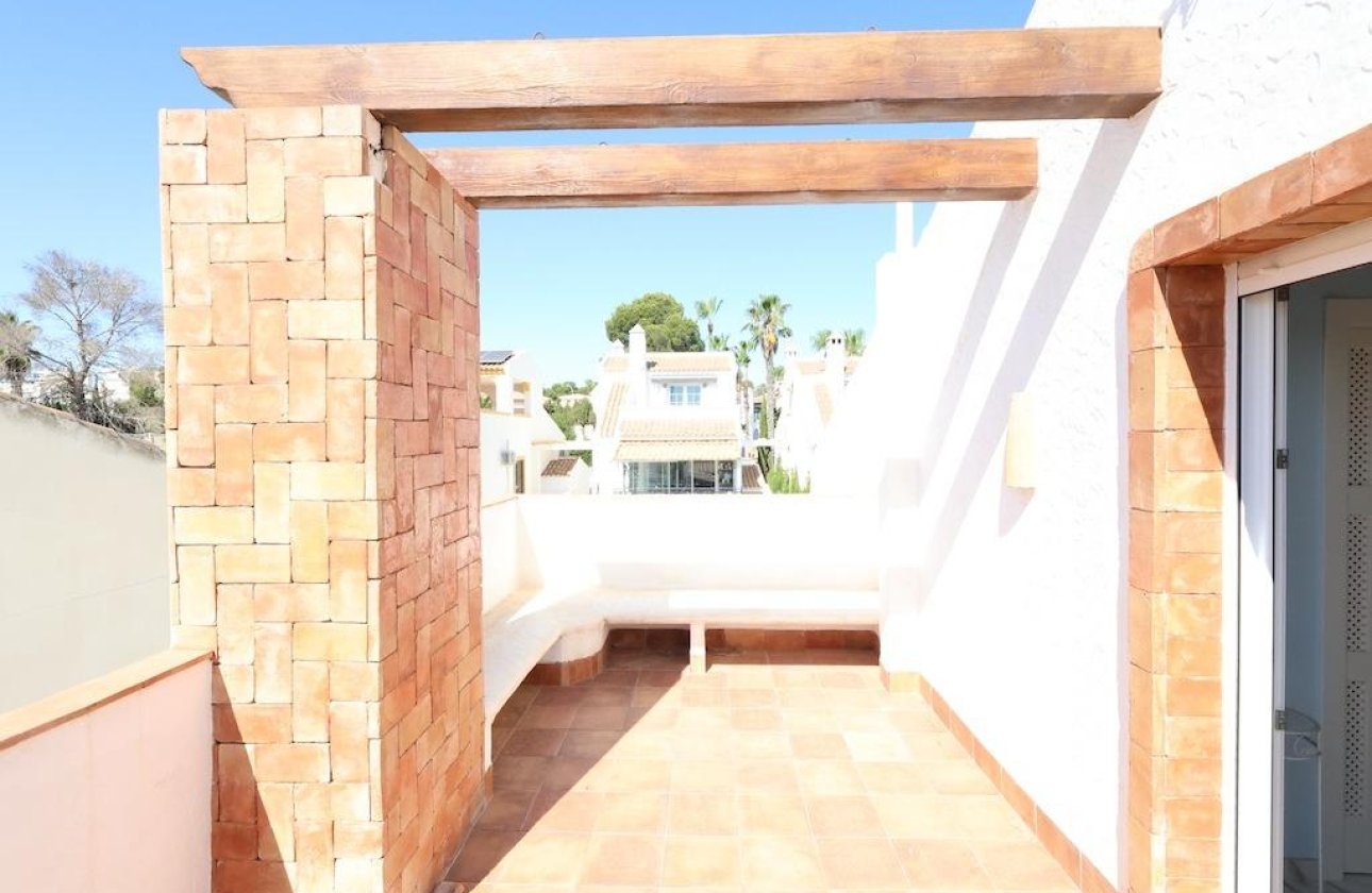 Resale - Villa - Orihuela Costa - Villamartin