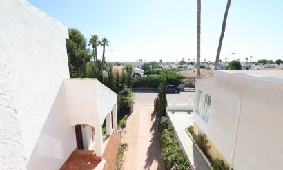 Resale - Villa - Orihuela Costa - Villamartin