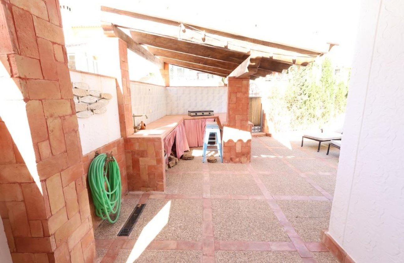Resale - Villa - Orihuela Costa - Villamartin
