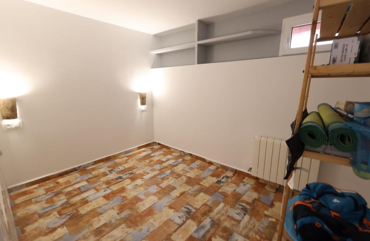 Resale - Villa - Orihuela Costa - Villamartin