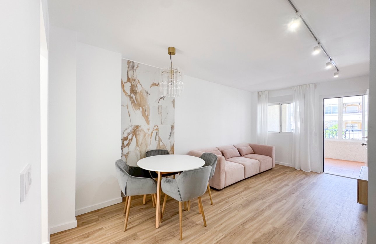 Resale - Apartment / flat - Orihuela Costa - Los Altos
