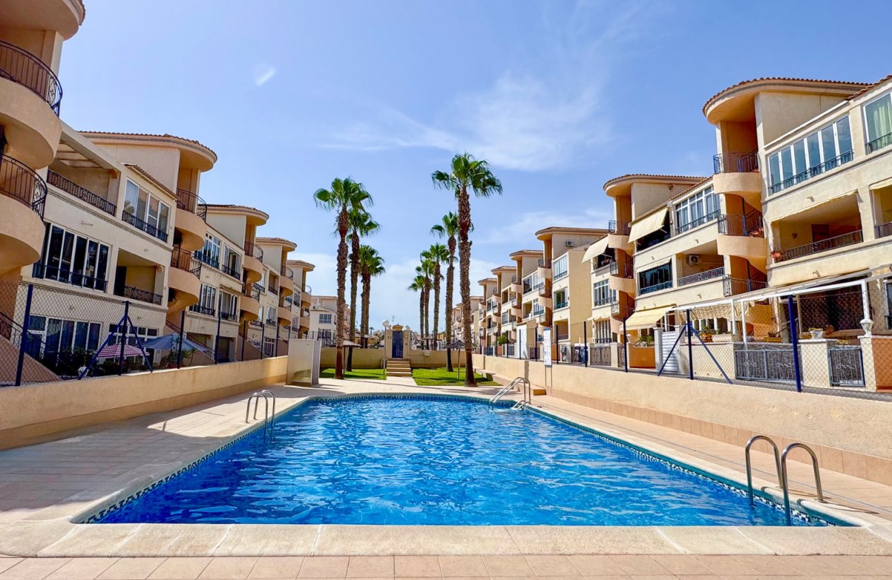 Resale - Apartment / flat - Orihuela Costa - Los Altos