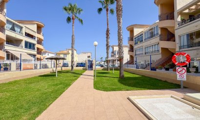 Resale - Apartment / flat - Orihuela Costa - Los Altos