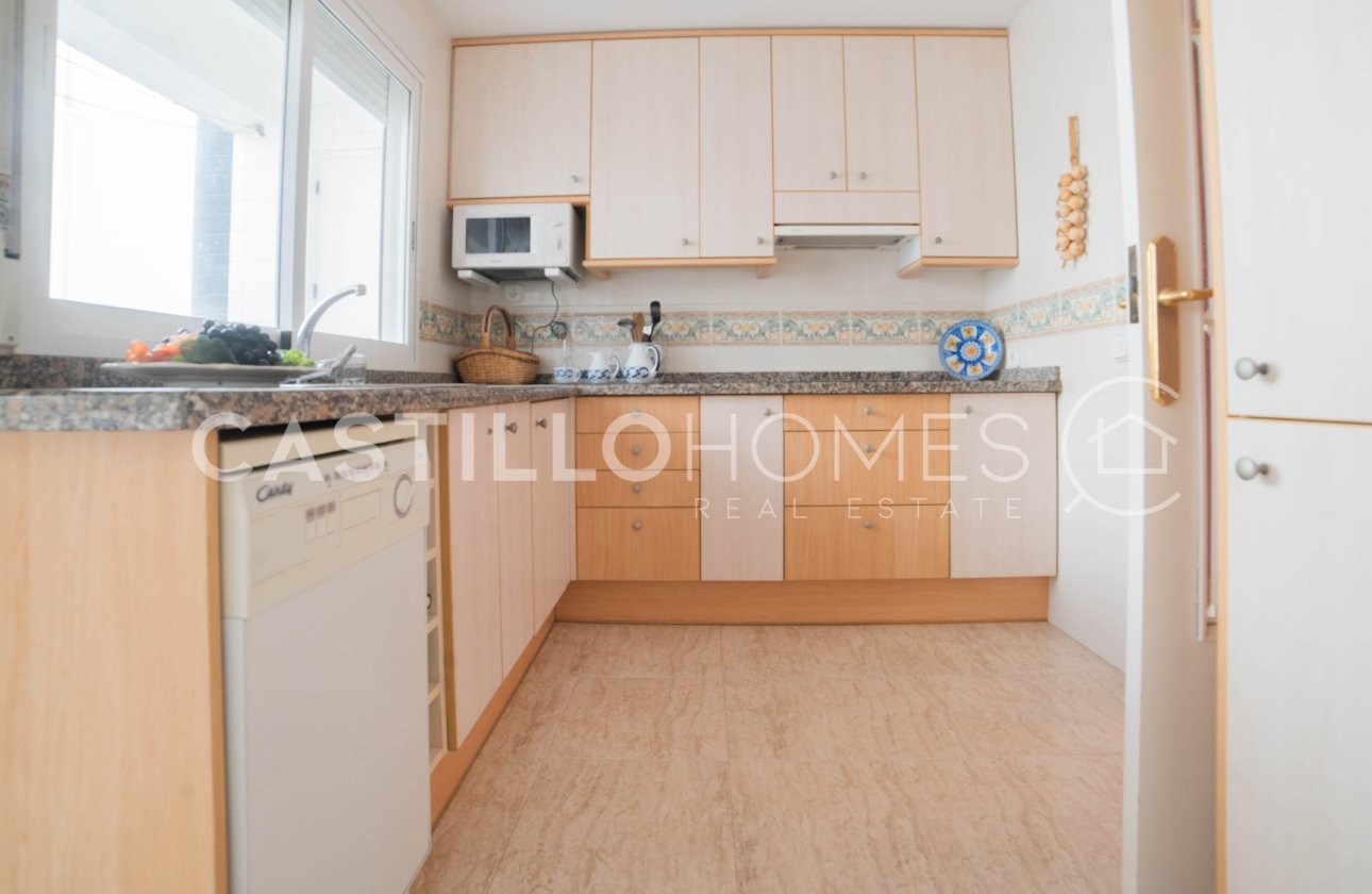 Resale - Apartment / flat - Torrevieja - Centro