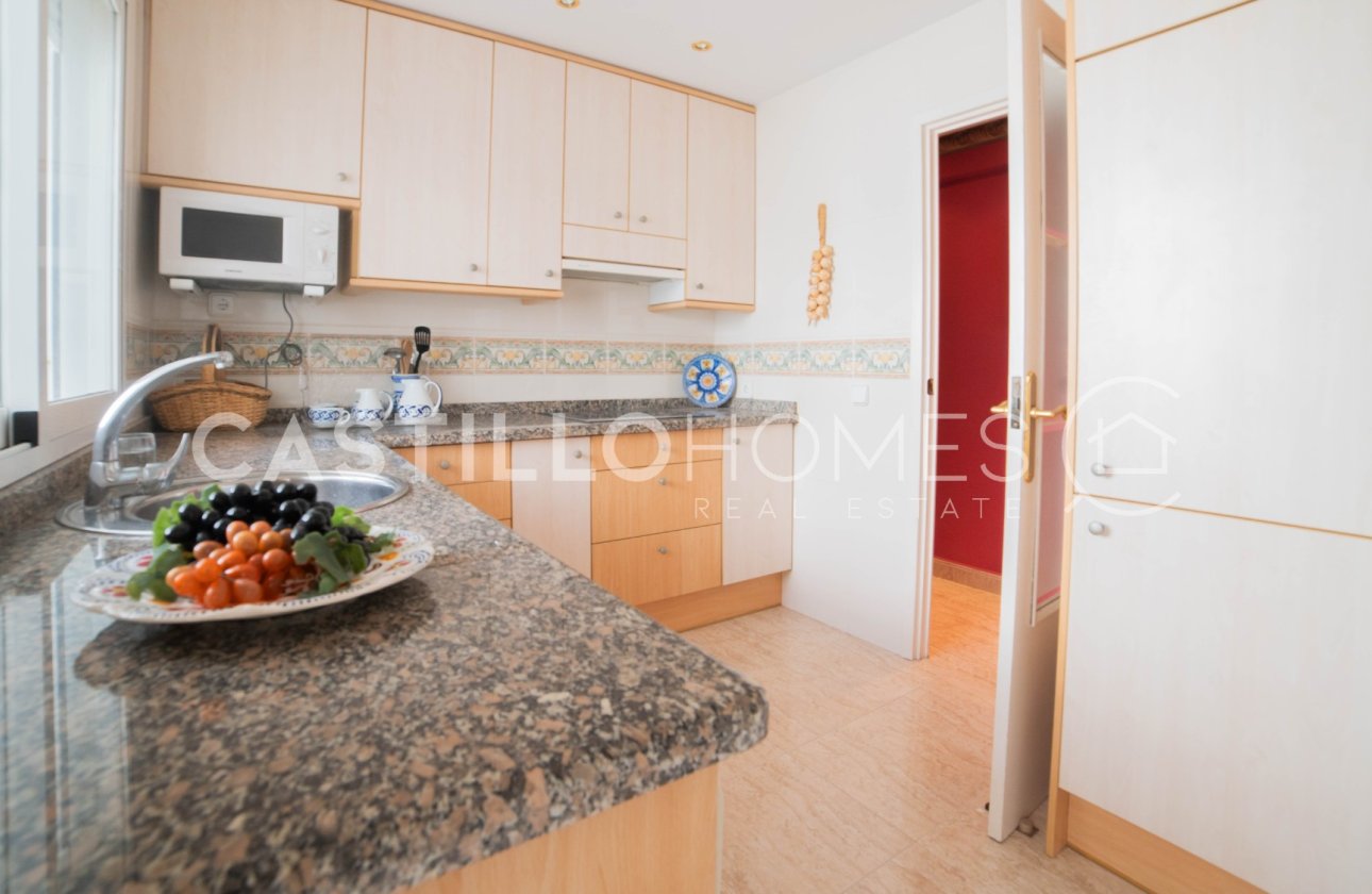 Resale - Apartment / flat - Torrevieja - Centro
