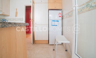 Resale - Apartment / flat - Torrevieja - Centro