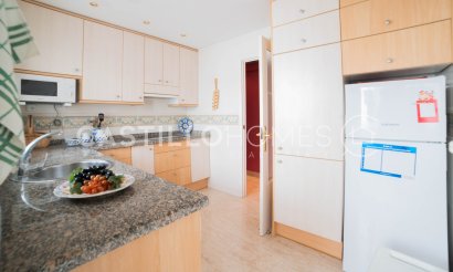Resale - Apartment / flat - Torrevieja - Centro