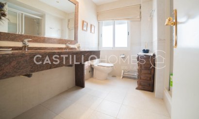 Resale - Apartment / flat - Torrevieja - Centro