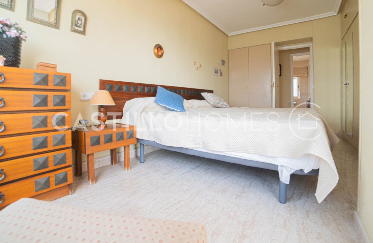 Resale - Apartment / flat - Torrevieja - Centro