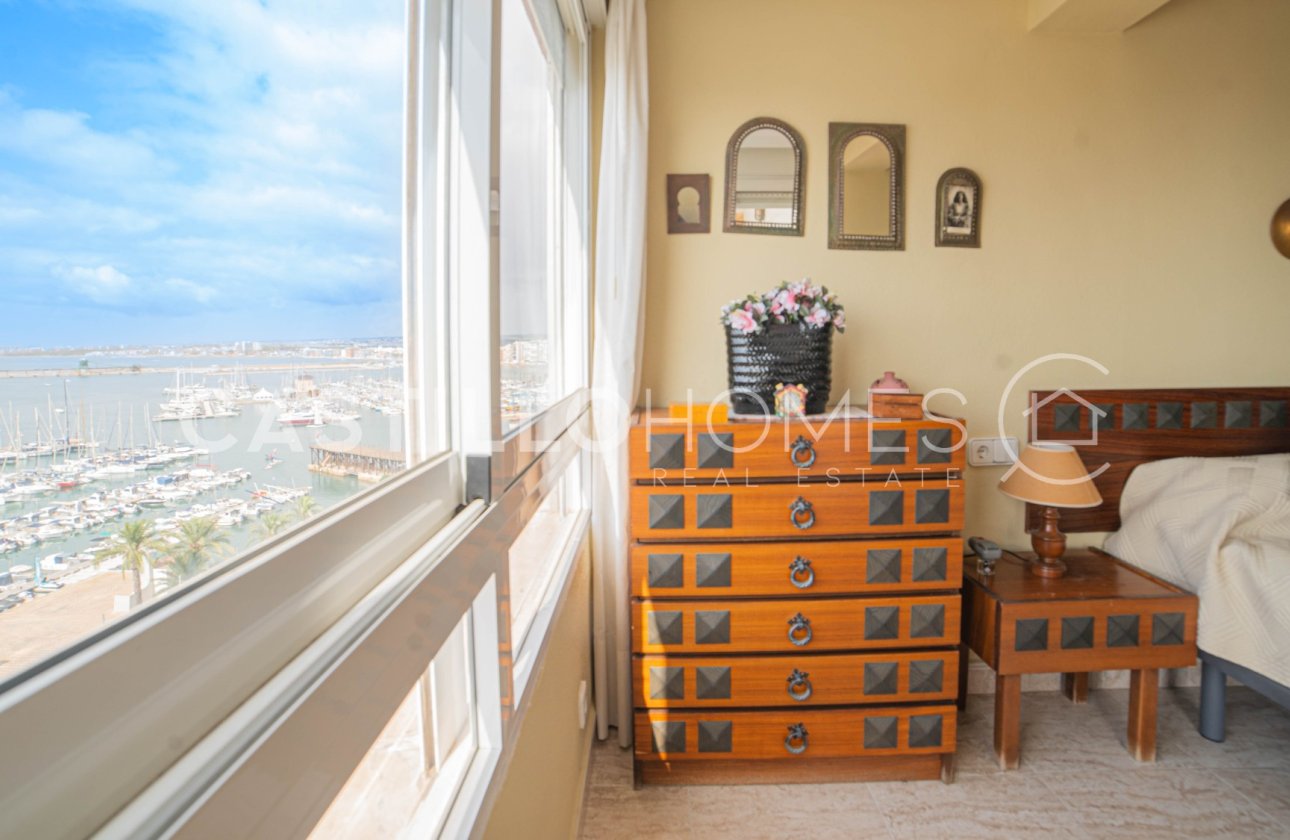 Resale - Apartment / flat - Torrevieja - Centro