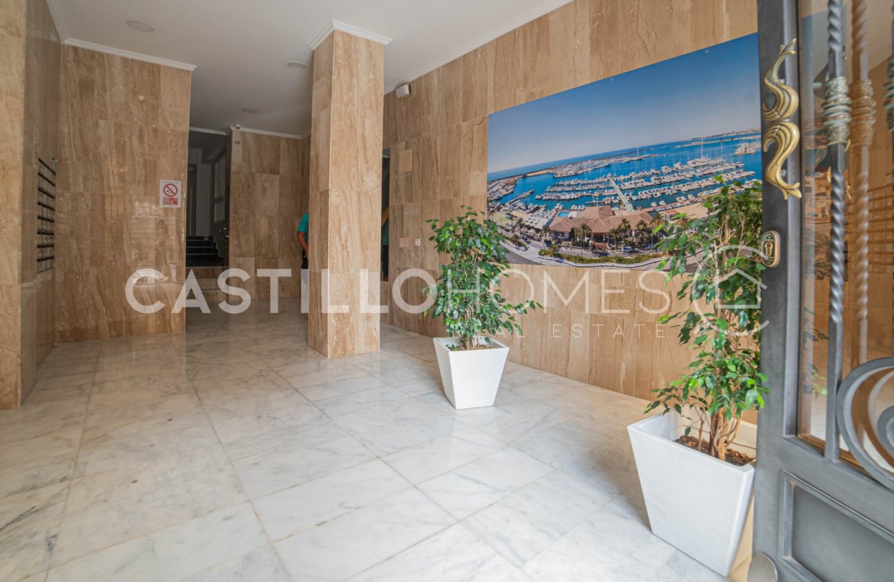 Resale - Apartment / flat - Torrevieja - Centro