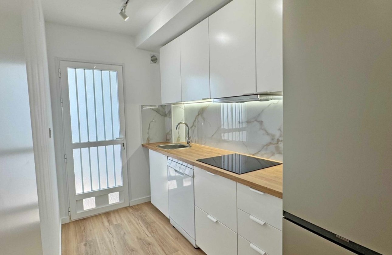 Resale - Apartment / flat - Orihuela Costa - Los Altos