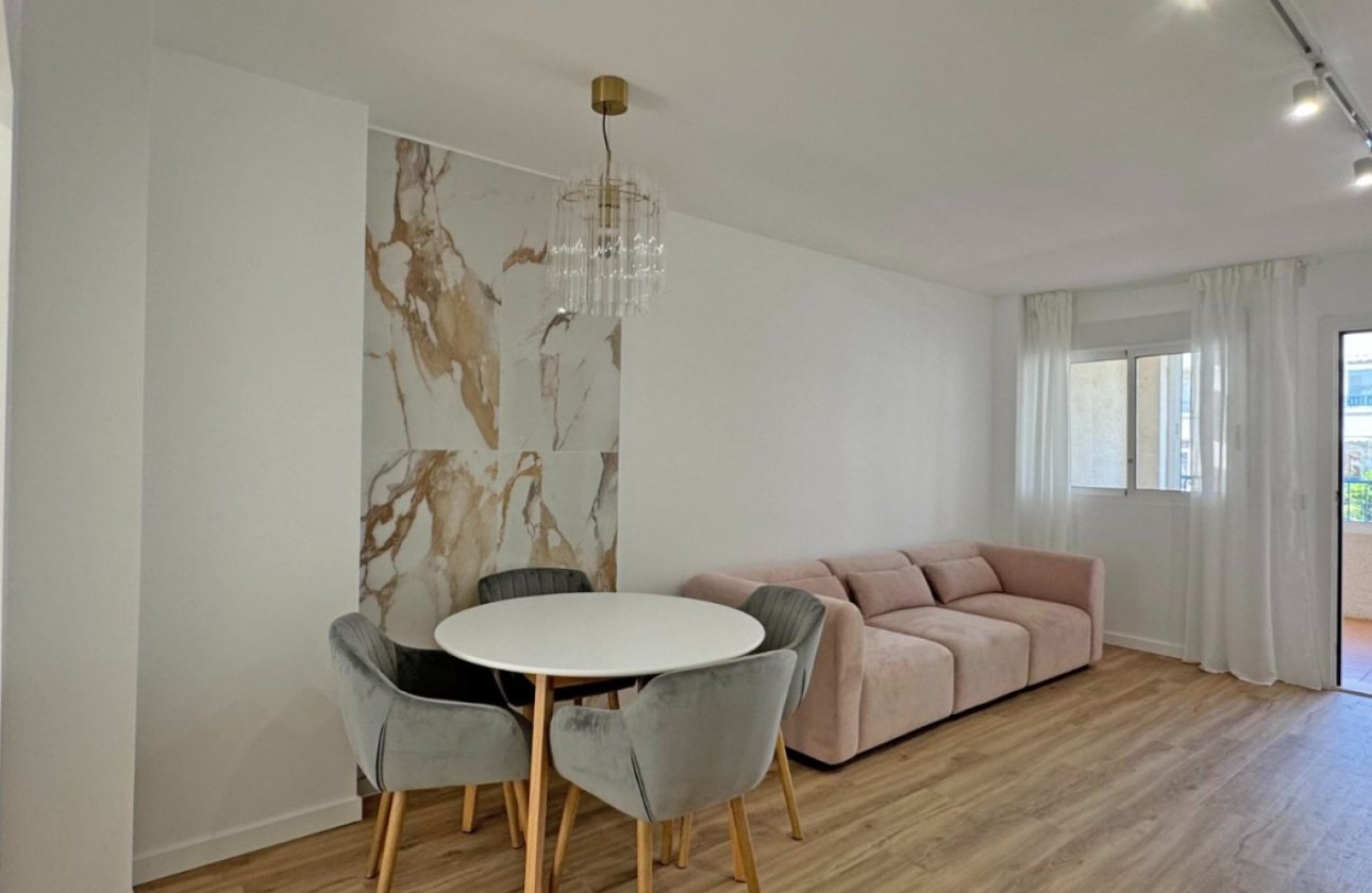 Resale - Apartment / flat - Orihuela Costa - Los Altos