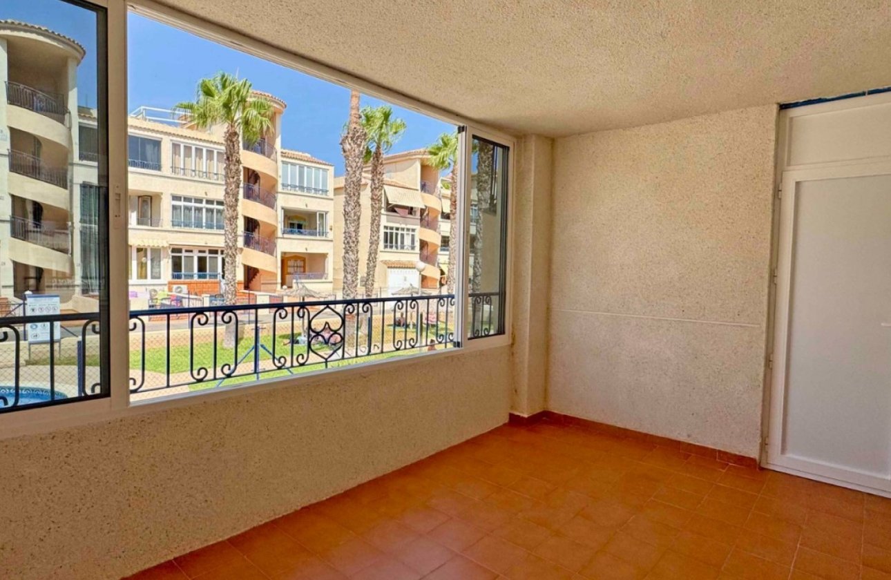 Resale - Apartment / flat - Orihuela Costa - Los Altos