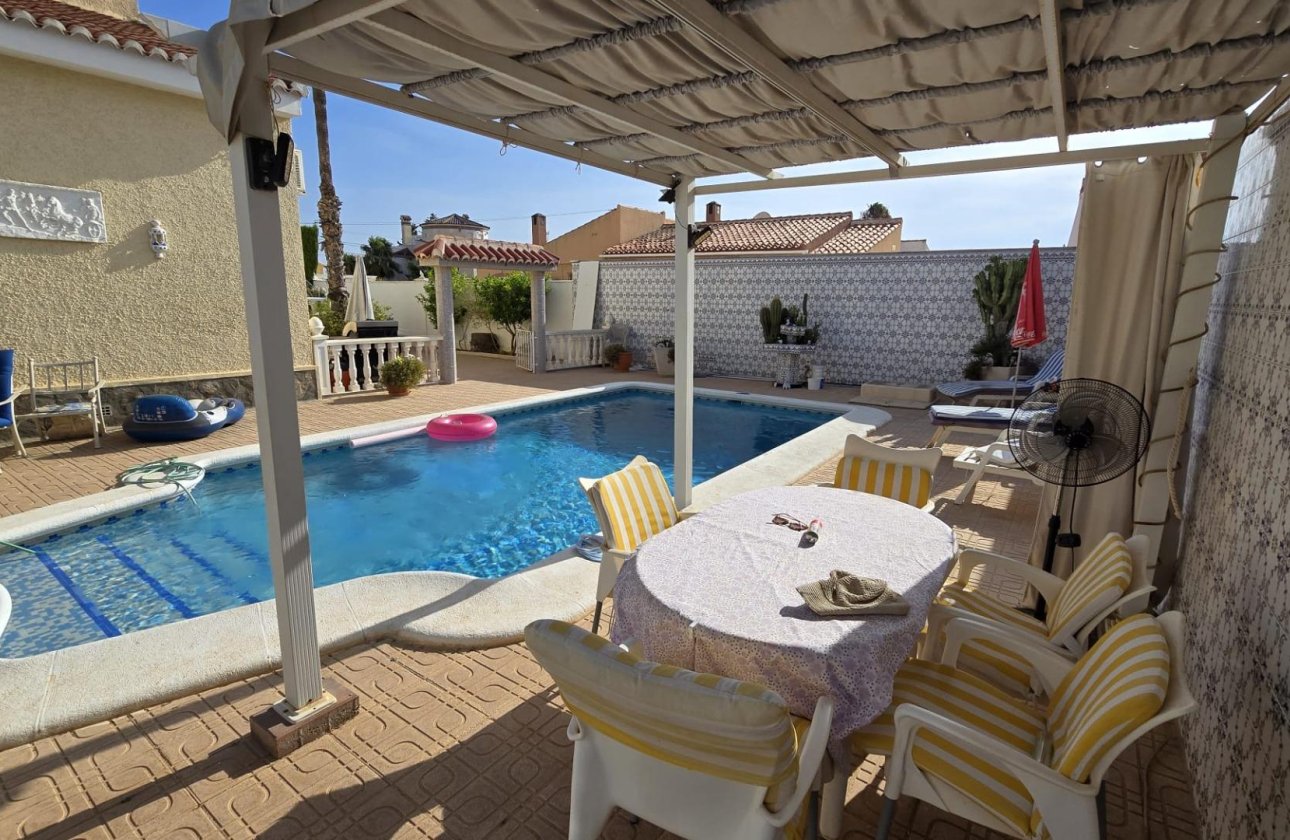 Reventa - Villa - Torrevieja - La Siesta - El Salado - Torreta