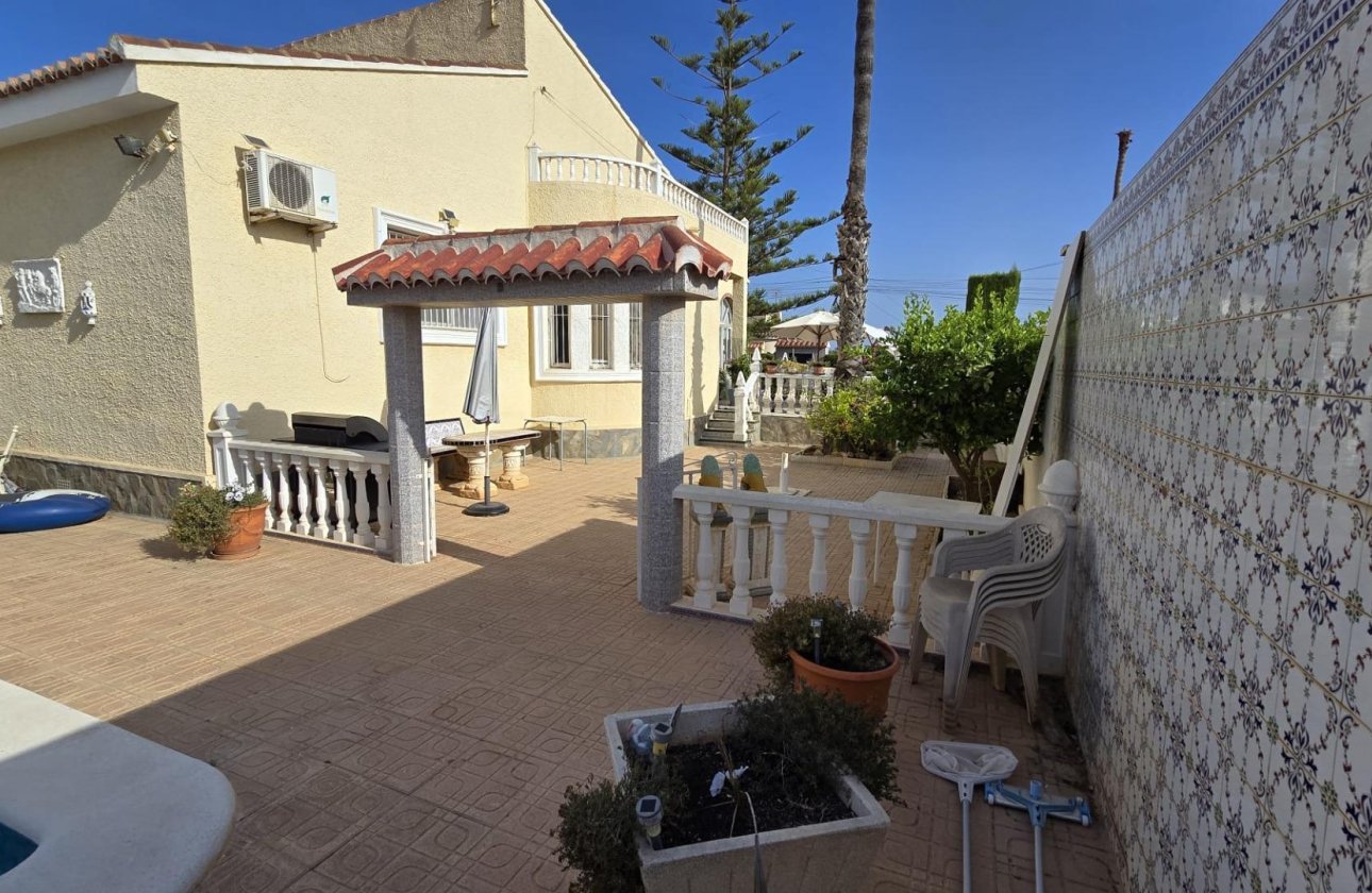 Reventa - Villa - Torrevieja - La Siesta - El Salado - Torreta