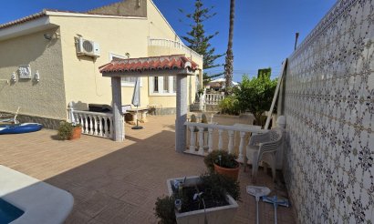 Reventa - Villa - Torrevieja - La Siesta - El Salado - Torreta