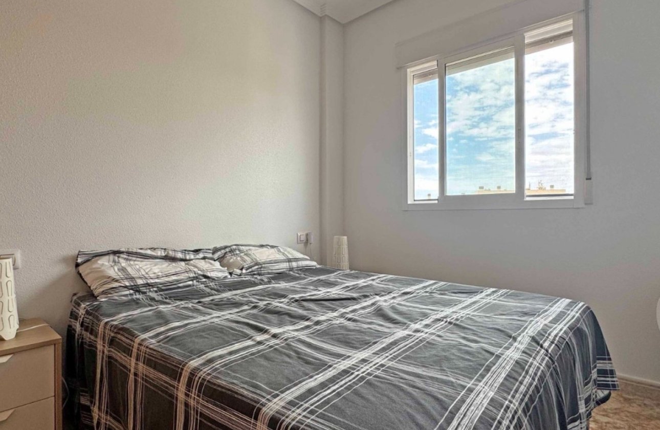 Resale - Apartment / flat - Orihuela Costa - Punta Prima