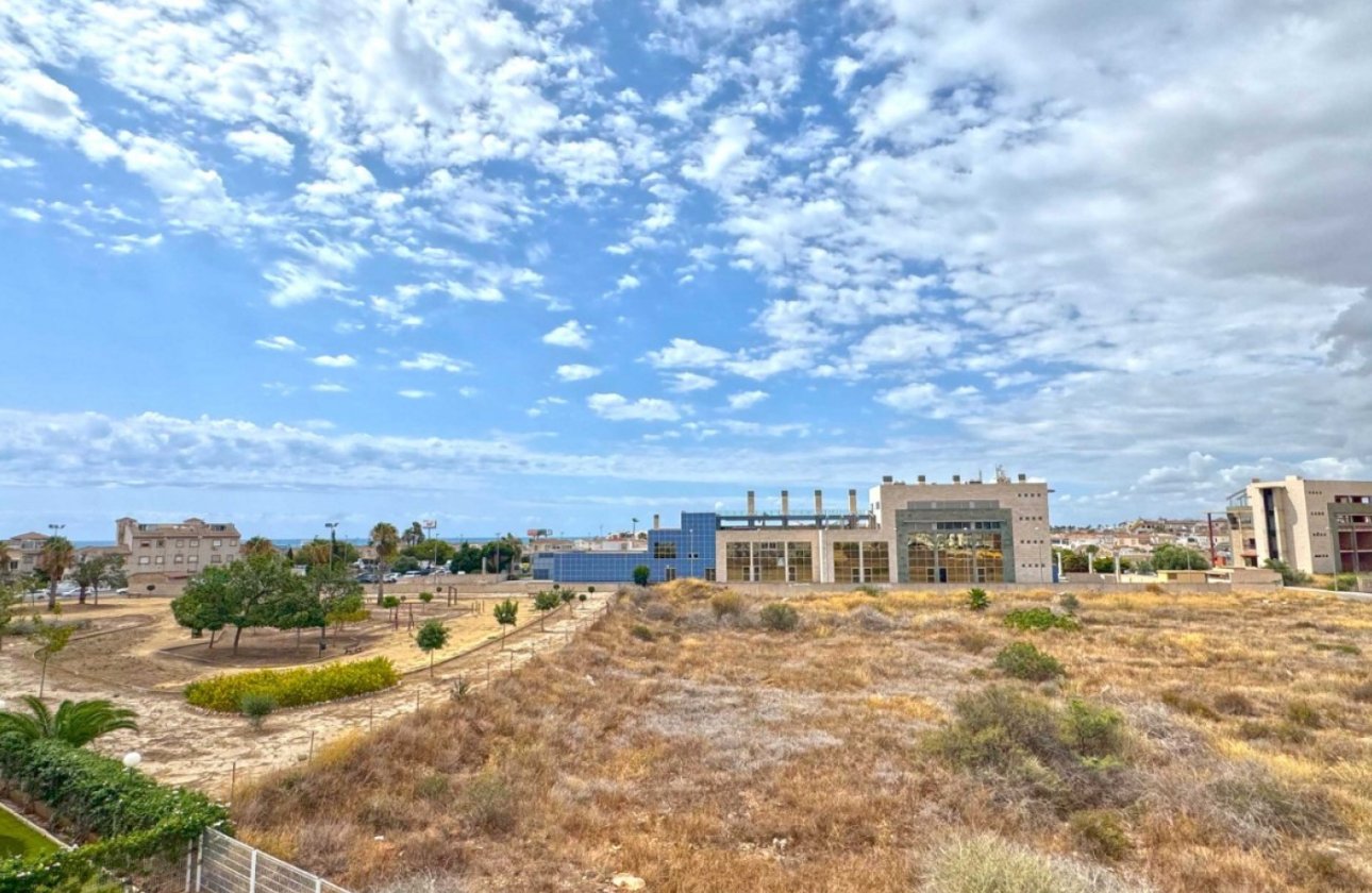 Resale - Apartment / flat - Orihuela Costa - Punta Prima