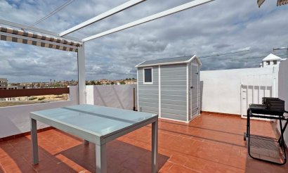 Resale - Apartment / flat - Orihuela Costa - Punta Prima