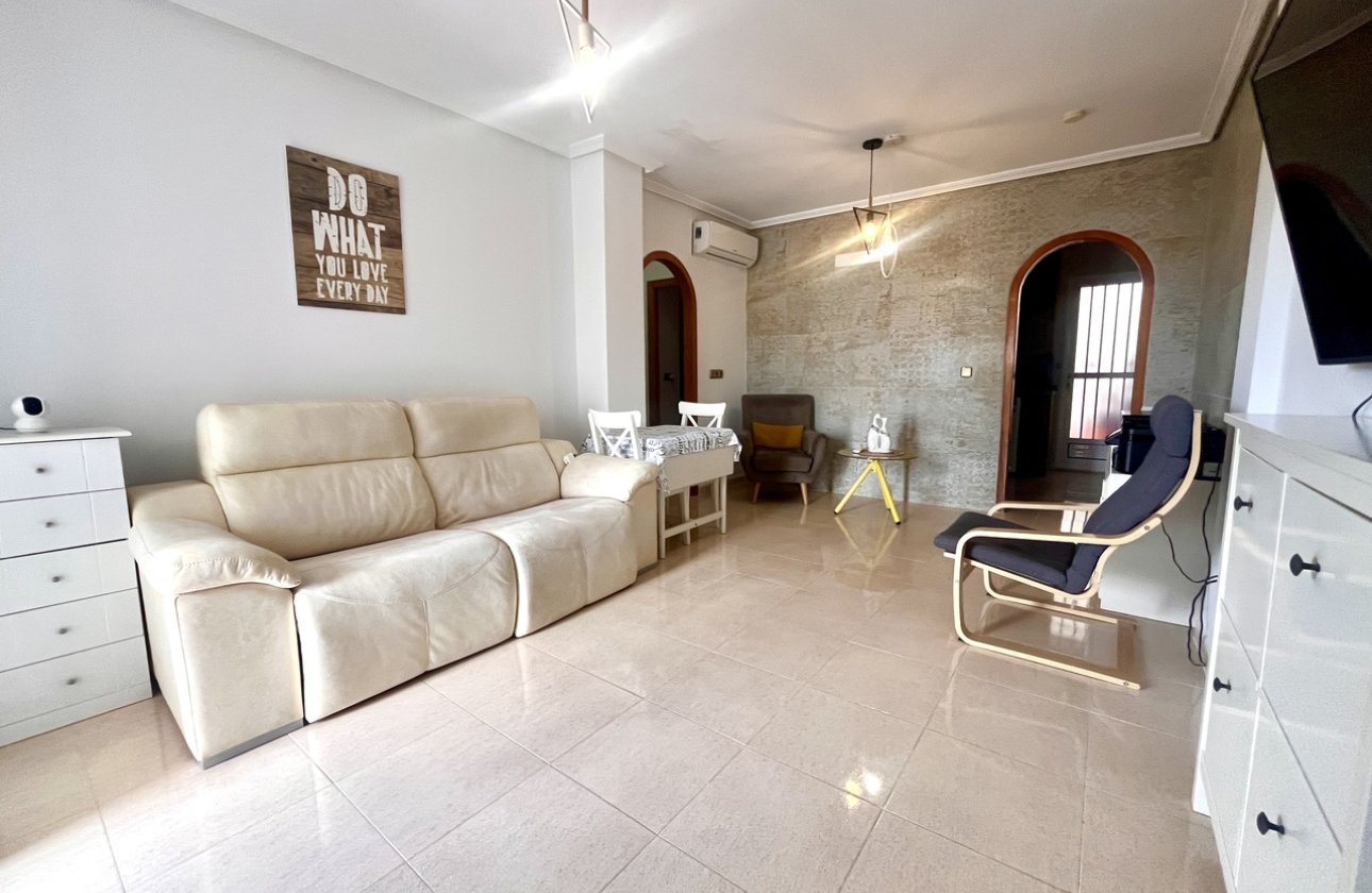 Resale - Apartment / flat - Cabo Roig