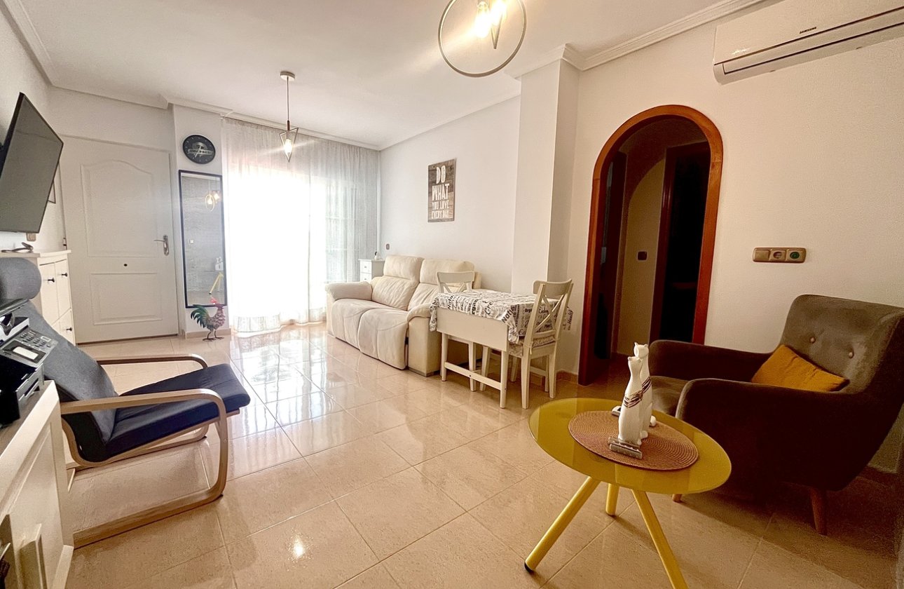 Resale - Apartment / flat - Cabo Roig