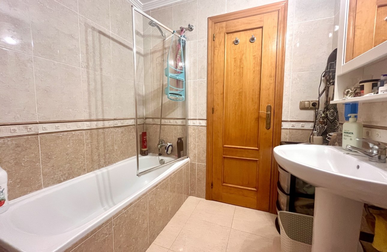 Resale - Apartment / flat - Cabo Roig