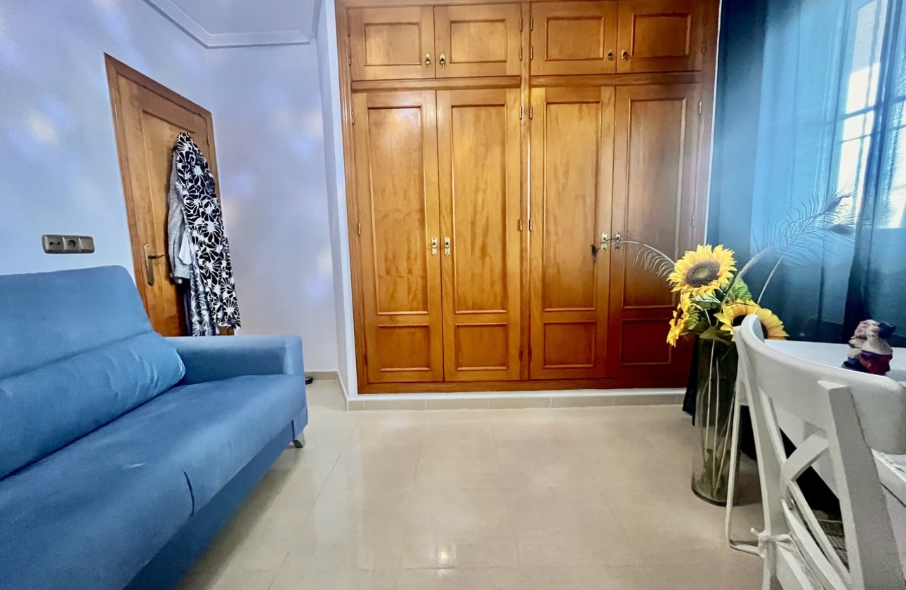 Resale - Apartment / flat - Cabo Roig