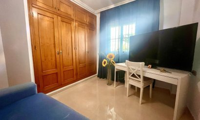 Resale - Apartment / flat - Cabo Roig