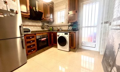 Resale - Apartment / flat - Cabo Roig