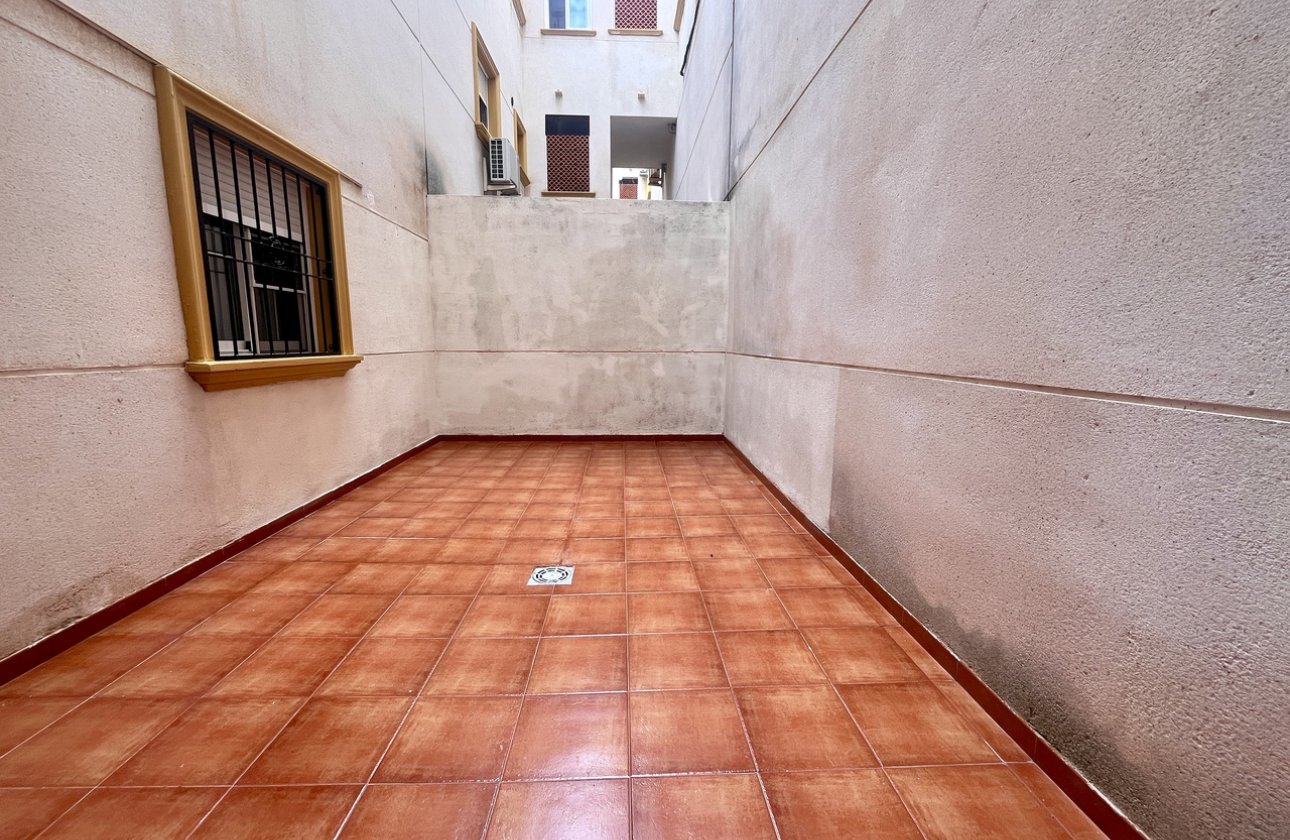 Resale - Apartment / flat - Cabo Roig