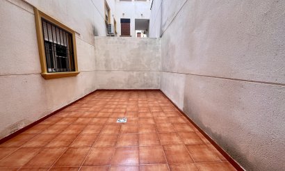 Resale - Apartment / flat - Cabo Roig