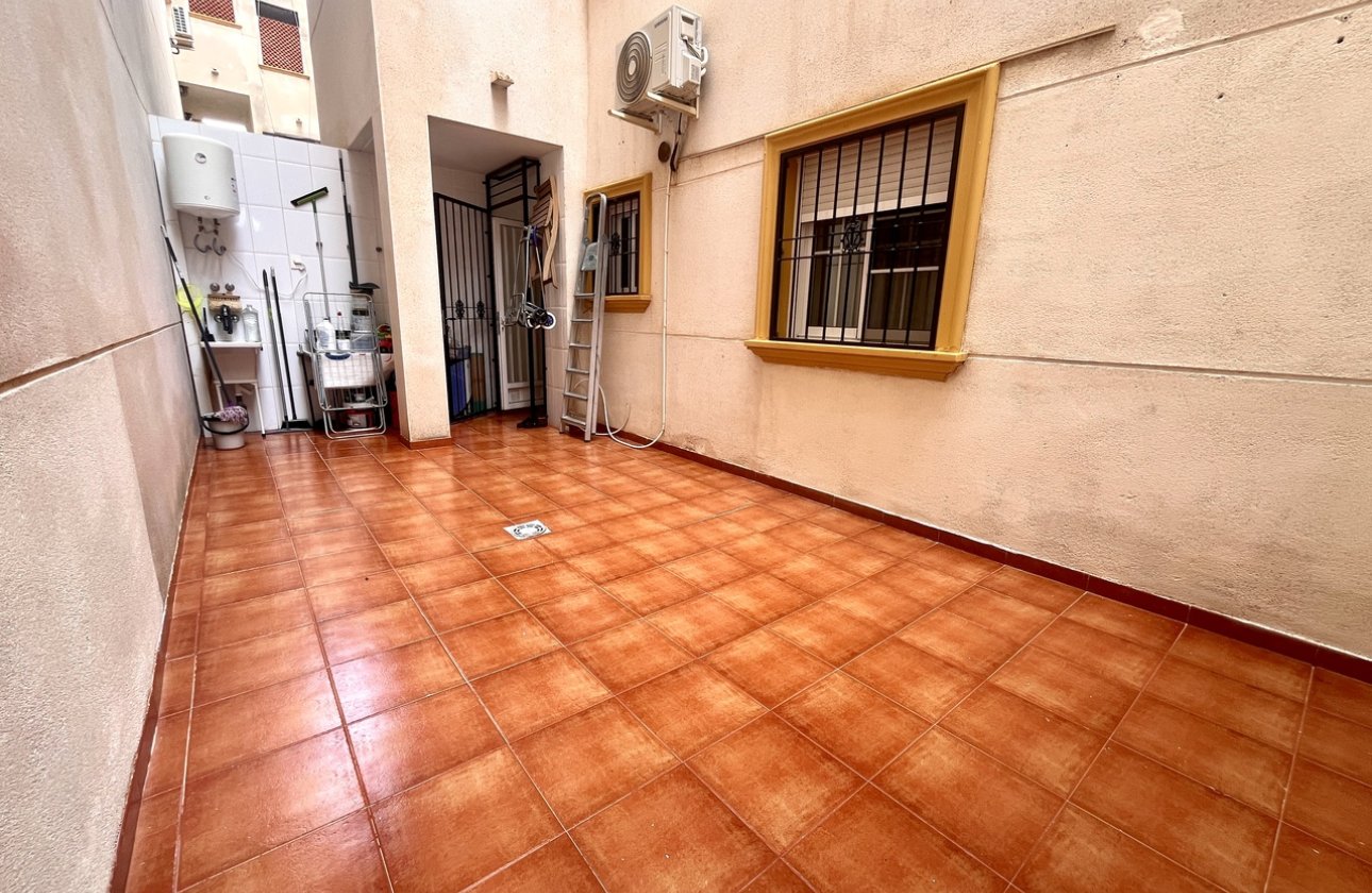 Resale - Apartment / flat - Cabo Roig