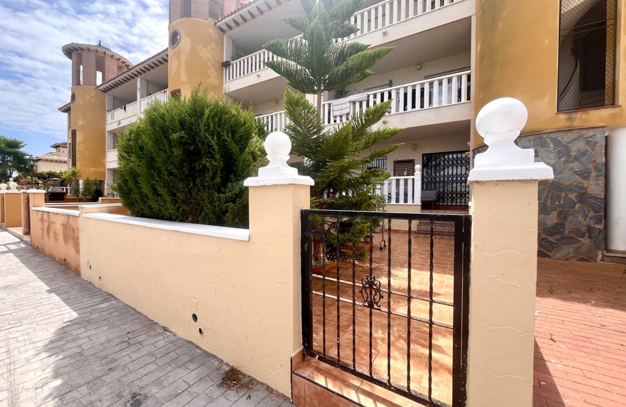 Resale - Apartment / flat - Cabo Roig