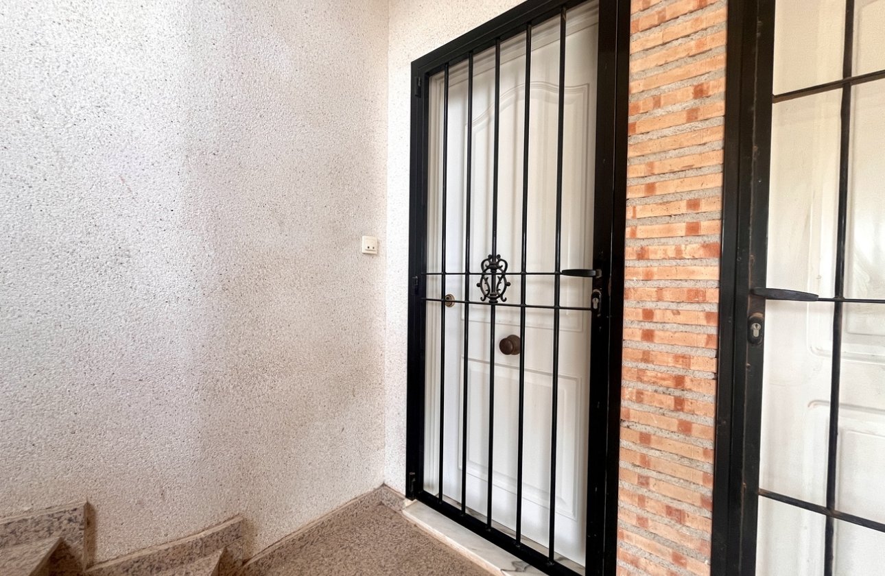 Resale - Apartment / flat - Cabo Roig