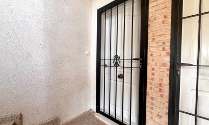 Resale - Apartment / flat - Cabo Roig