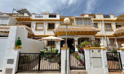 Resale - Townhouse - Torrevieja - La Siesta - El Salado - Torreta