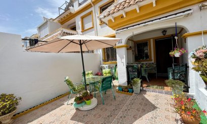 Resale - Townhouse - Torrevieja - La Siesta - El Salado - Torreta