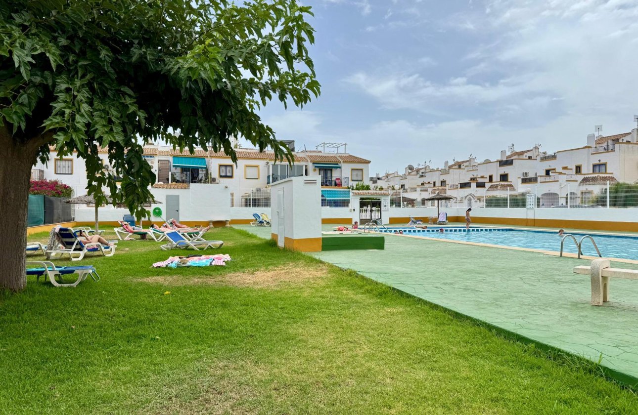 Resale - Townhouse - Torrevieja - La Siesta - El Salado - Torreta