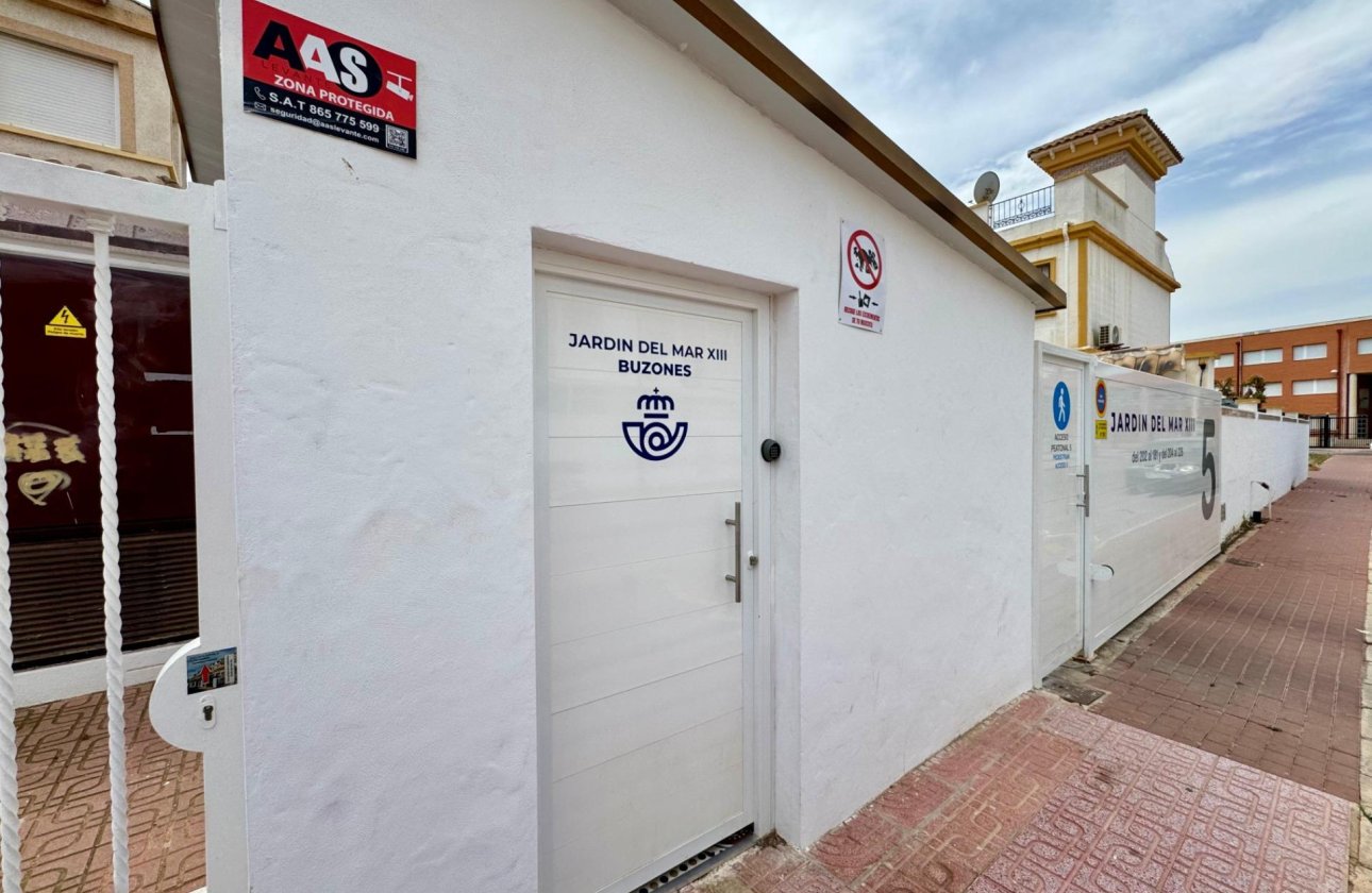 Resale - Townhouse - Torrevieja - La Siesta - El Salado - Torreta