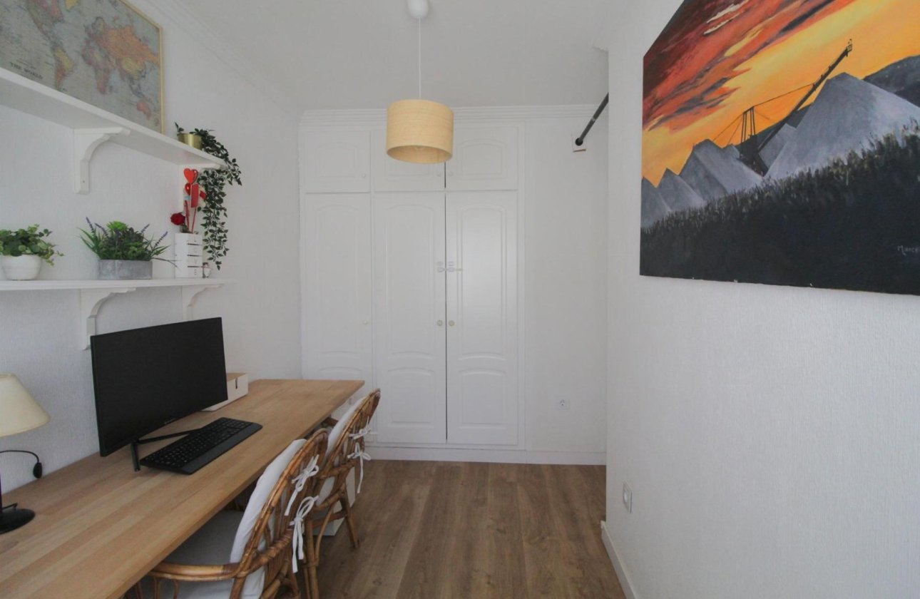 Reventa - Apartamento / piso - Torrevieja - La Veleta