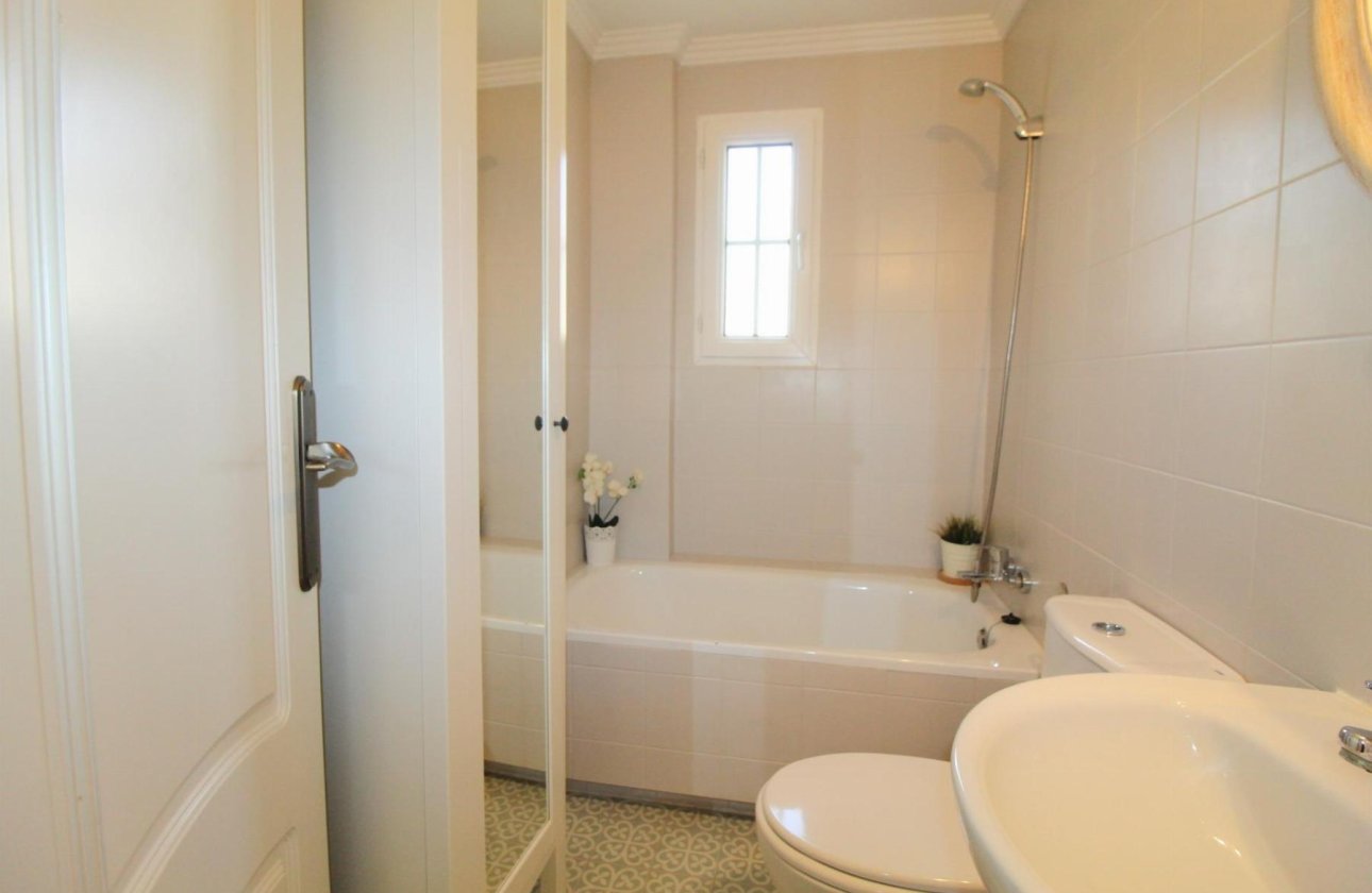 Reventa - Apartamento / piso - Torrevieja - La Veleta