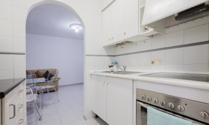 Resale - Apartment / flat - Torrevieja - Playa de La Acequion