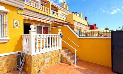 Resale - Townhouse - Torrevieja - La Siesta - El Salado -  Torreta