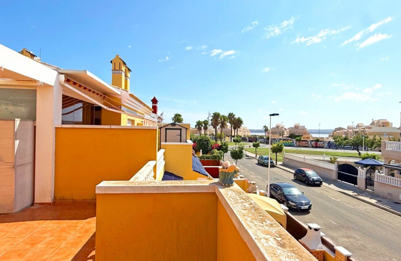 Resale - Townhouse - Torrevieja - La Siesta - El Salado -  Torreta