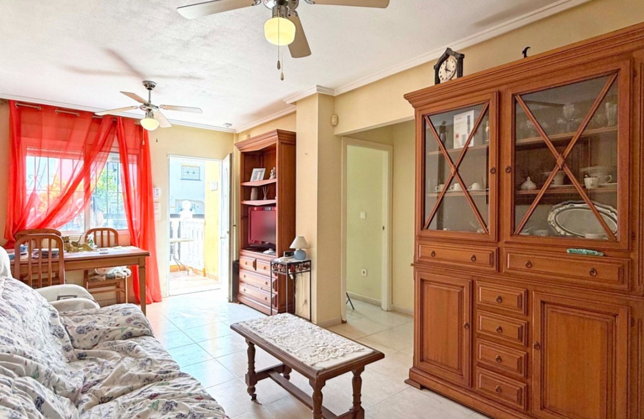 Resale - Townhouse - Torrevieja - La Siesta - El Salado -  Torreta
