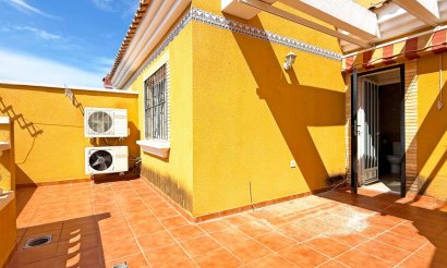 Resale - Townhouse - Torrevieja - La Siesta - El Salado -  Torreta