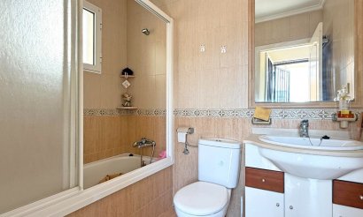Resale - Townhouse - Torrevieja - La Siesta - El Salado -  Torreta